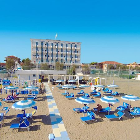 Hotel Mareblu Senigallia Buitenkant foto